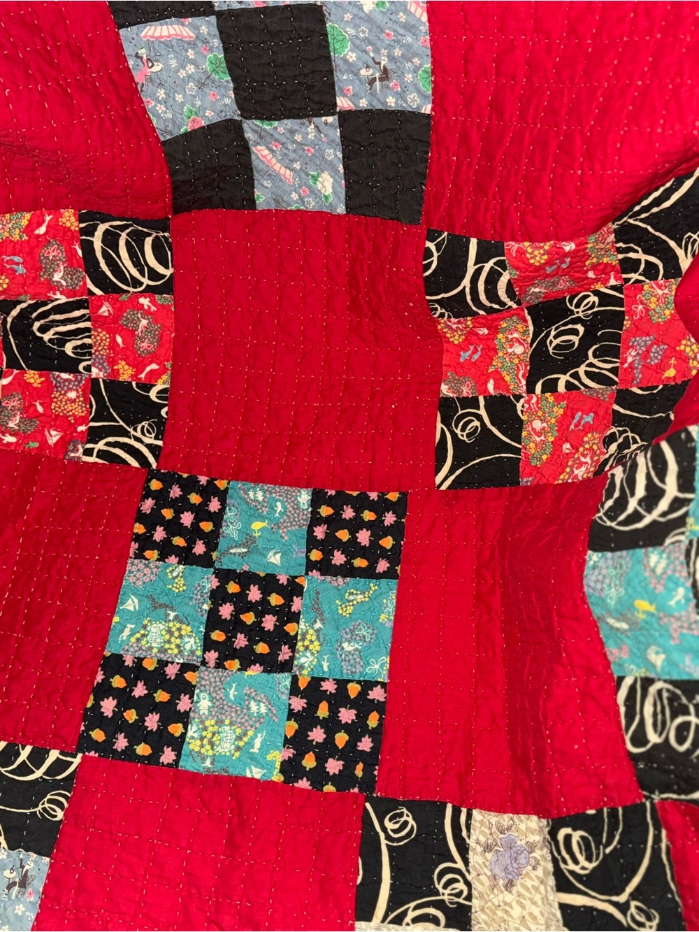 Vintage hand stitched Patchwork 9 patch Quilt